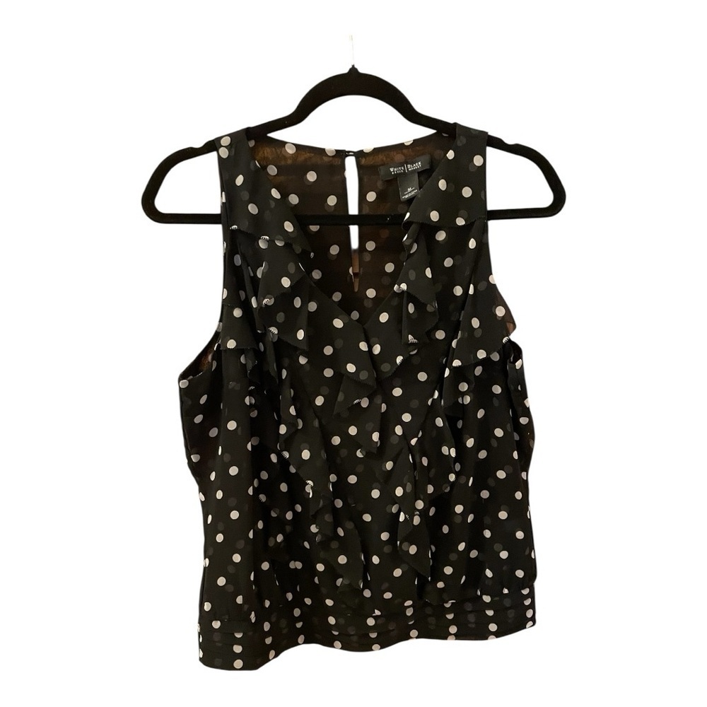 White House ❤️Host Pic❤️ Black Market Polka Dot Top, Size M, Black & White.